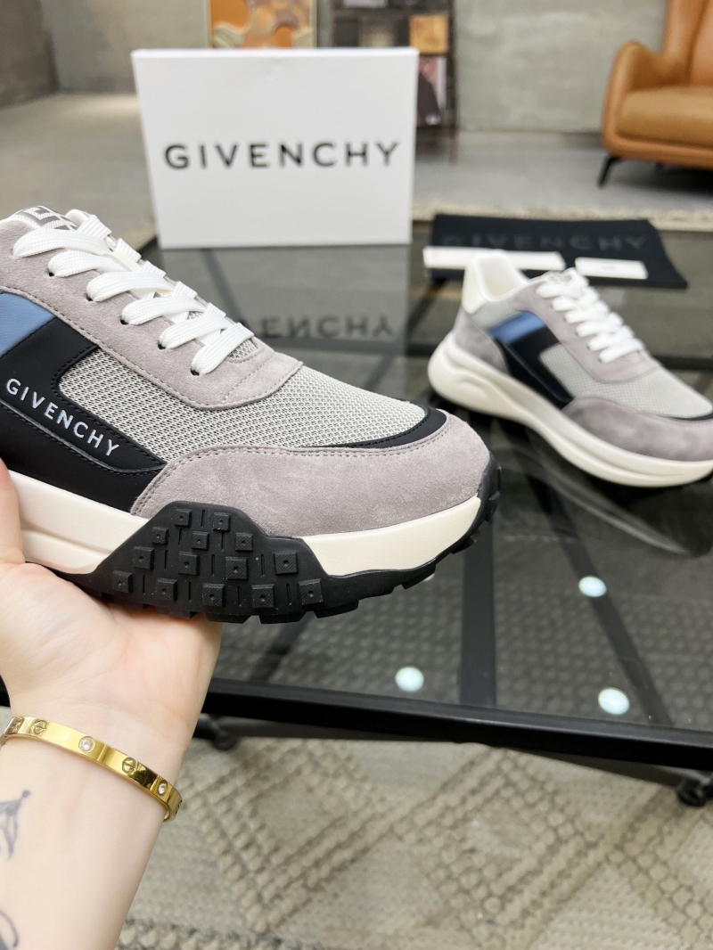 Givenchy Sneakers